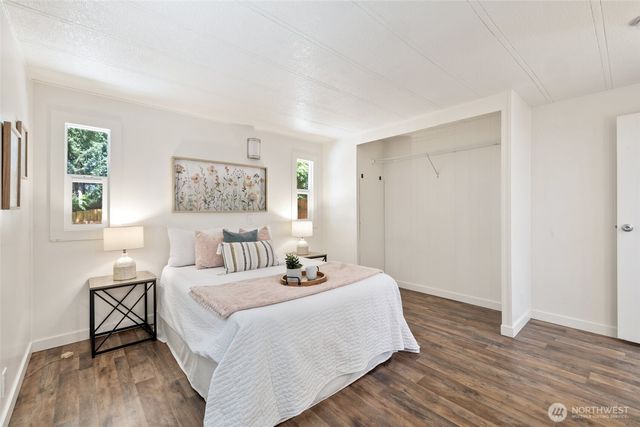 1527 Roy Road, Freeland, WA 98249