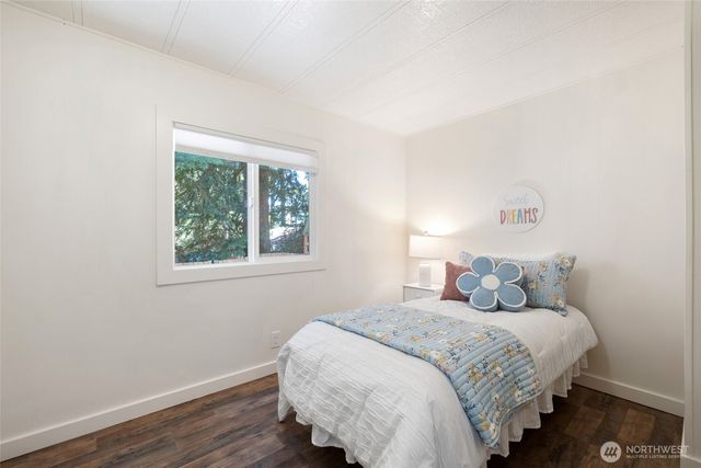 1527 Roy Road, Freeland, WA 98249