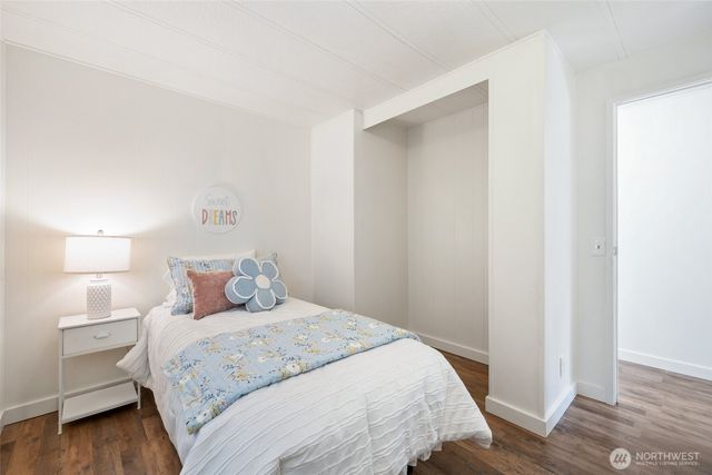 1527 Roy Road, Freeland, WA 98249