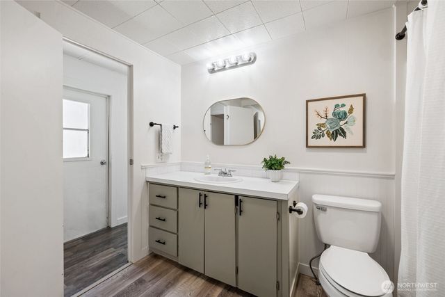 1527 Roy Road, Freeland, WA 98249