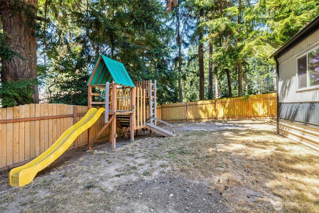 1527 Roy Road, Freeland, WA 98249