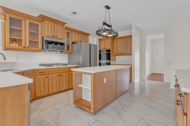 590 ENJELICA CV, Collierville, TN 38017