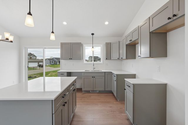 278 Eagle Ridge Drive, Roberts, WI 54023