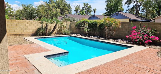 815 E LEXINGTON Avenue, Gilbert, AZ 85234