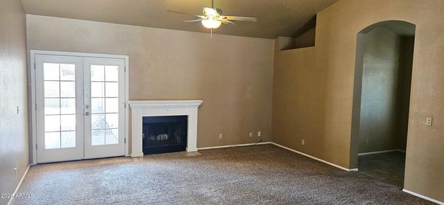 815 E LEXINGTON Avenue, Gilbert, AZ 85234