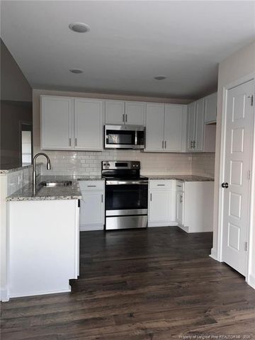 15 Cardinal Drive, Parkton, NC 28371