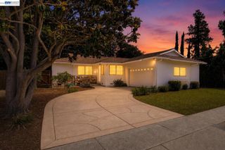 3436 Thunderbird Dr, Concord, CA 94520