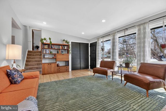 12 DOROTHY LN, Rockville, MD 20851