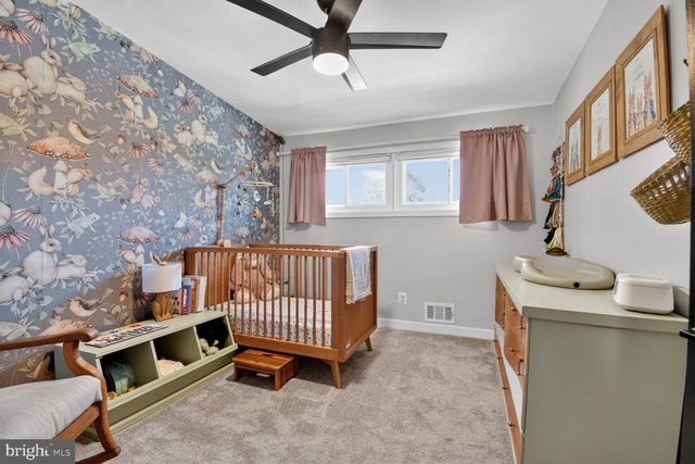 12 DOROTHY LN, Rockville, MD 20851