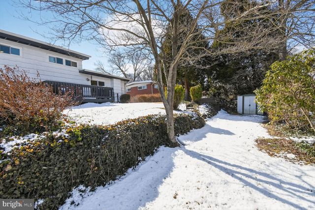 12 DOROTHY LN, Rockville, MD 20851