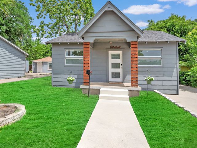 2735 Grafton Avenue, Dallas, TX 75211