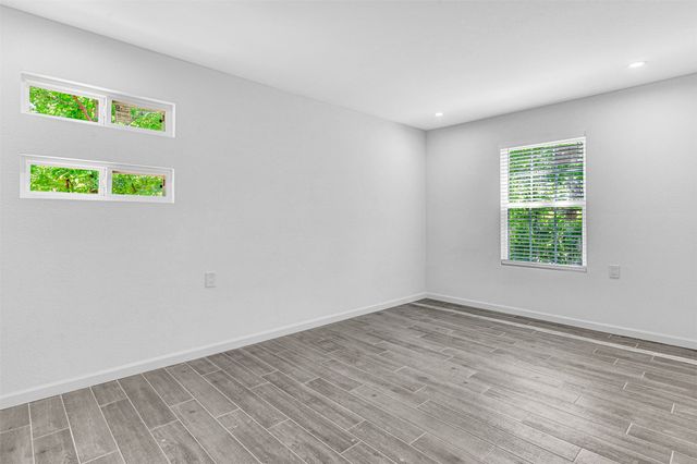 2735 Grafton Avenue, Dallas, TX 75211