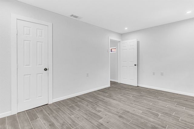 2735 Grafton Avenue, Dallas, TX 75211