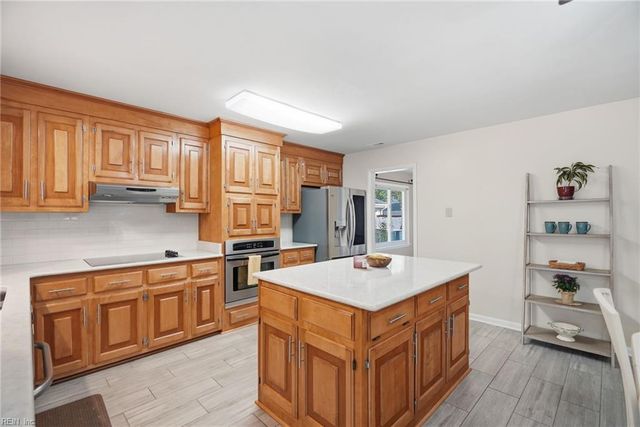 1844 Timberwood LN, Virginia Beach, VA 23454