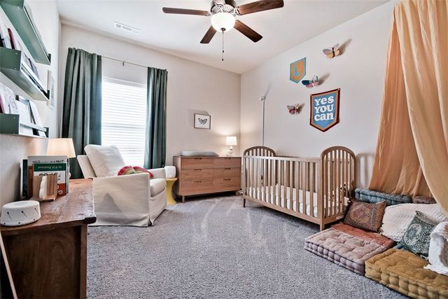 624 N Sabine Pass Road, Fayetteville, AR 72704