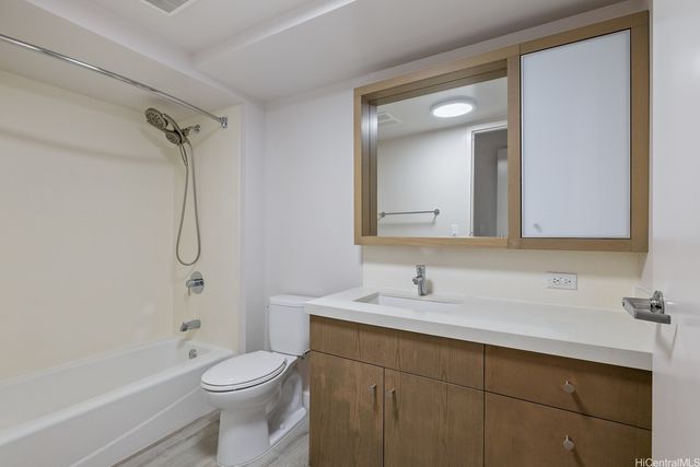 7000 Hawaii Kai Drive 3915, Honolulu, HI 96825