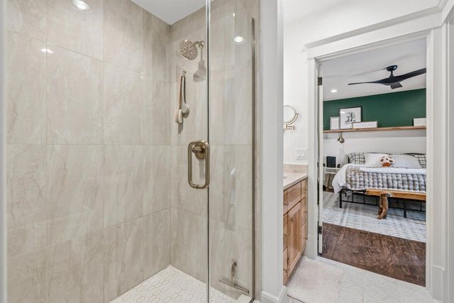 1615 Ulao PARKWAY S, Grafton, WI 53024