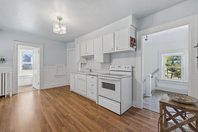 1615 Ulao PARKWAY S, Grafton, WI 53024