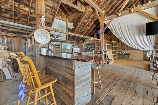 1615 Ulao PARKWAY S, Grafton, WI 53024