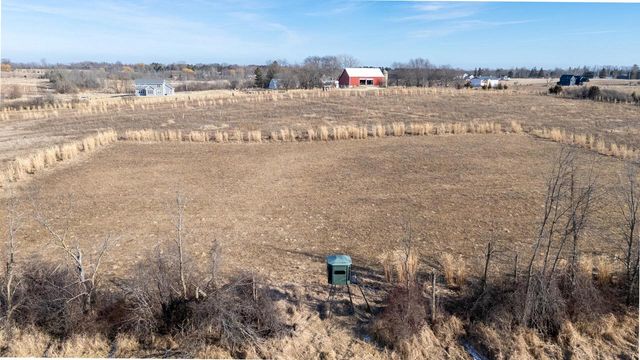 1615 Ulao PARKWAY S, Grafton, WI 53024