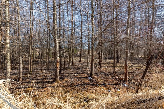 1615 Ulao PARKWAY S, Grafton, WI 53024