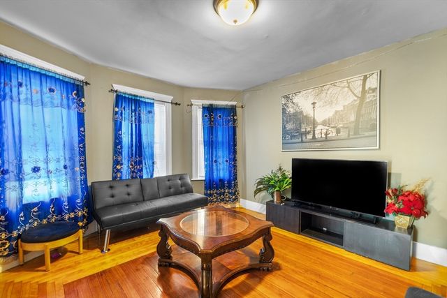 46 Theodore St, Boston, MA 02124