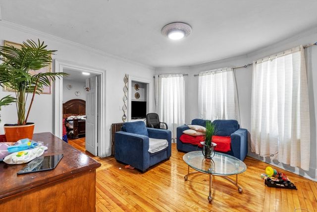 46 Theodore St, Boston, MA 02124