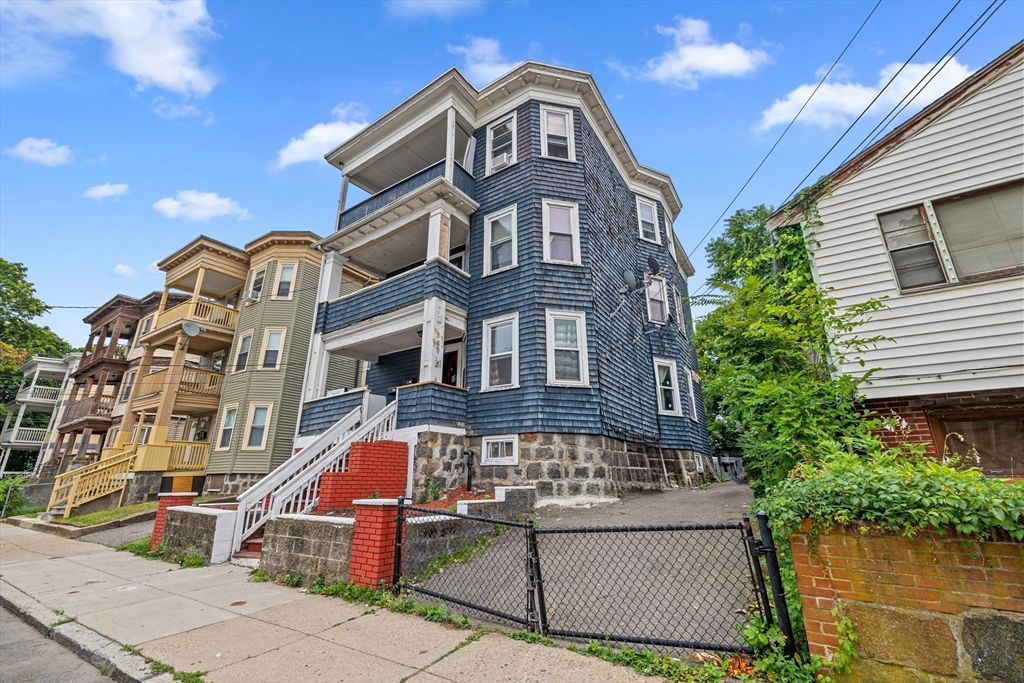 46 Theodore St, Boston, MA 02124