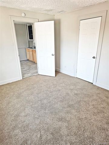 14961 Strathmoor Street, Detroit, MI 48227