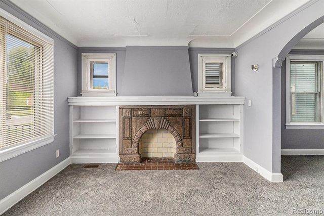 14961 Strathmoor Street, Detroit, MI 48227