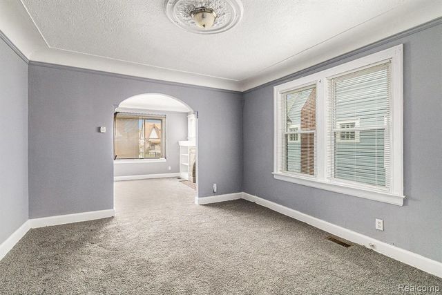 14961 Strathmoor Street, Detroit, MI 48227