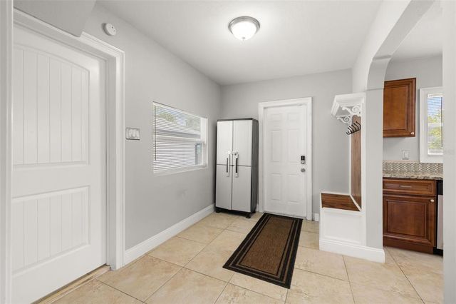 2511 W BRADDOCK STREET, Tampa, FL 33607