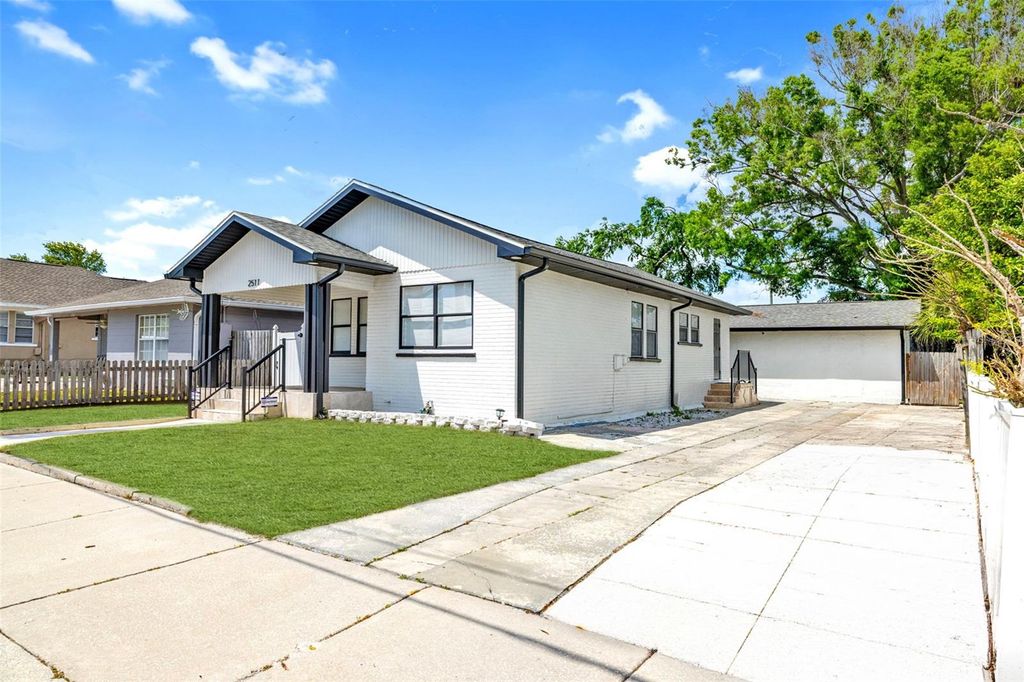 2511 W BRADDOCK STREET, Tampa, FL 33607