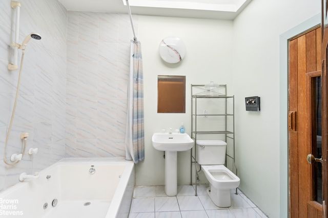 23 HAMILTON Terrace, New York City, NY 10031