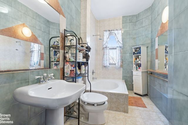 23 HAMILTON Terrace, New York City, NY 10031