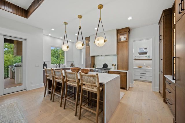 N50W18694 Woodfield WAY, Menomonee Falls, WI 53051