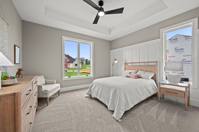 N50W18694 Woodfield WAY, Menomonee Falls, WI 53051