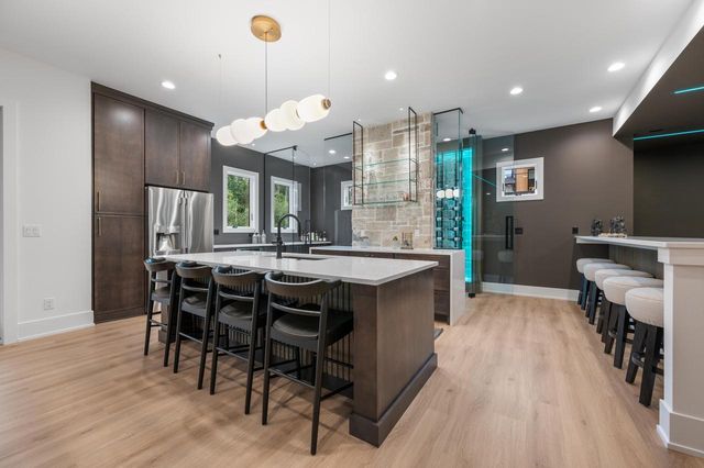 N50W18694 Woodfield WAY, Menomonee Falls, WI 53051