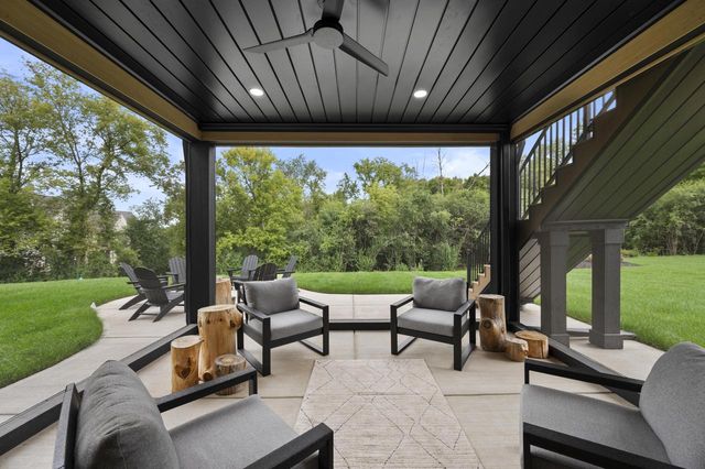 N50W18694 Woodfield WAY, Menomonee Falls, WI 53051