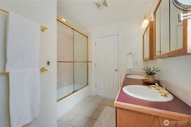2212 Sheridan Street, Port Townsend, WA 98368