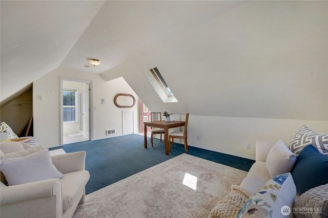 2212 Sheridan Street, Port Townsend, WA 98368