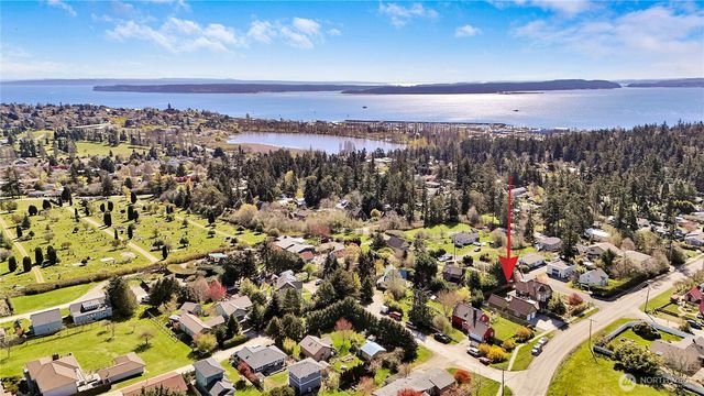 2212 Sheridan Street, Port Townsend, WA 98368