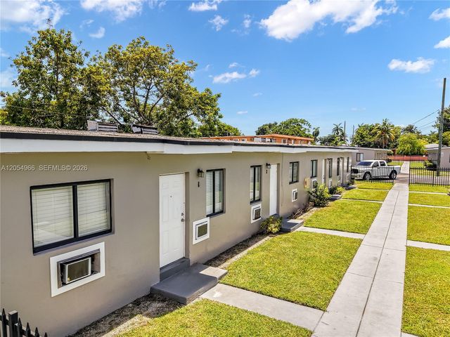 2090 NW 31st St, Miami, FL 33142