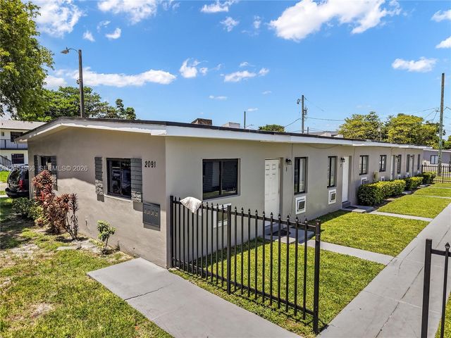 2090 NW 31st St, Miami, FL 33142