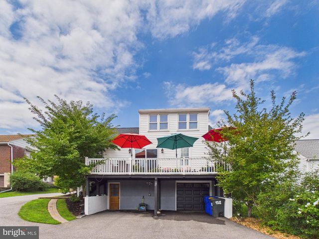 152 ELIZABETH ST, Millersville, PA 17551