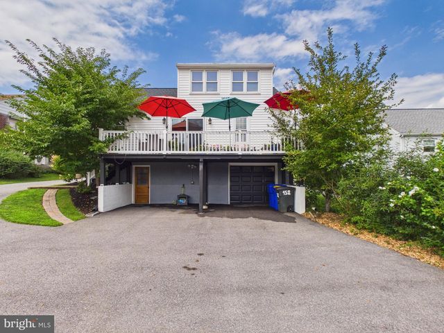 152 ELIZABETH ST, Millersville, PA 17551