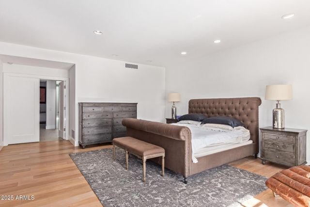 9128 N 55TH Street, Paradise Valley, AZ 85253