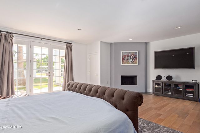 9128 N 55TH Street, Paradise Valley, AZ 85253