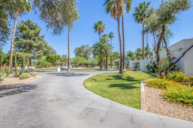 9128 N 55TH Street, Paradise Valley, AZ 85253