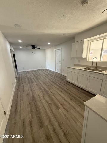 1830 N 54th Lane, Phoenix, AZ 85035